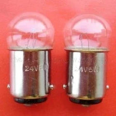 10pcs miniature lamp 24v 5w ba15d g19x35 A499 bulbs on red background