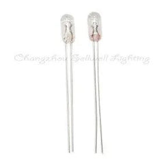 Miniature bulb 1.5V 0.5A indicator lamp with 2.8x7x25mm dimensions